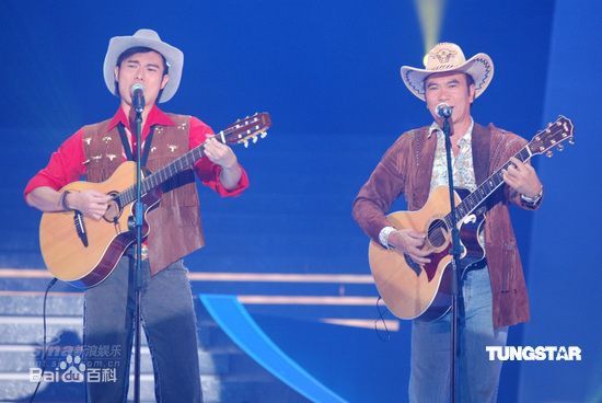 最新李龙基(Lee, Loon Ki)性感图片