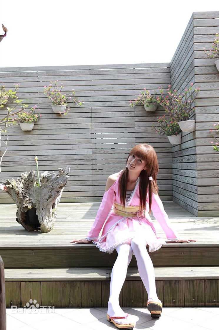 许雅涵(Candy)代言国外网游图片图集