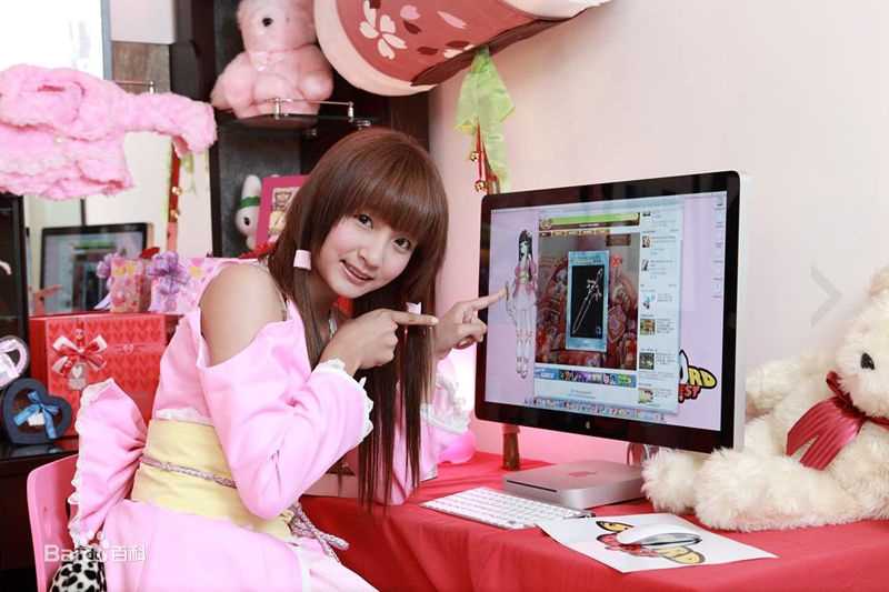 许雅涵(Candy)代言国外网游图片图集