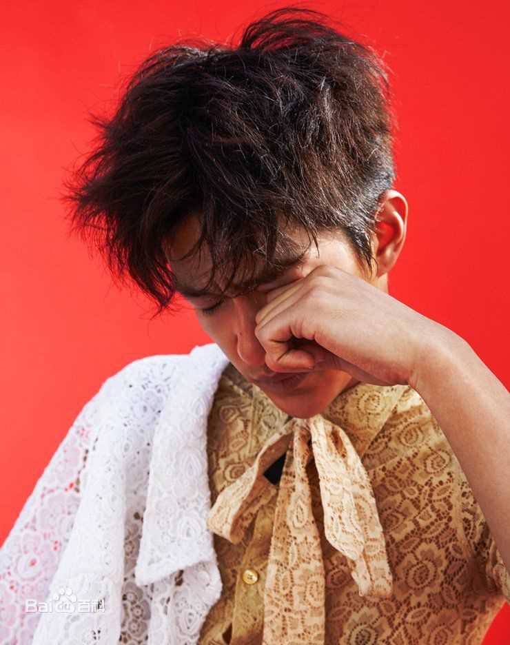 屈楚萧高清时尚图集