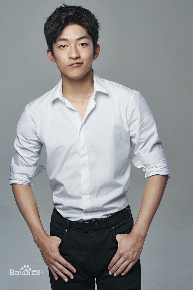 屈楚萧高清时尚图集