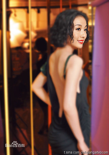 江美仪(Elena Kong)生活照前后照片