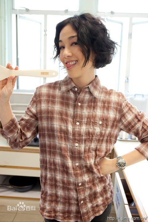 江美仪(Elena Kong)生活照前后照片