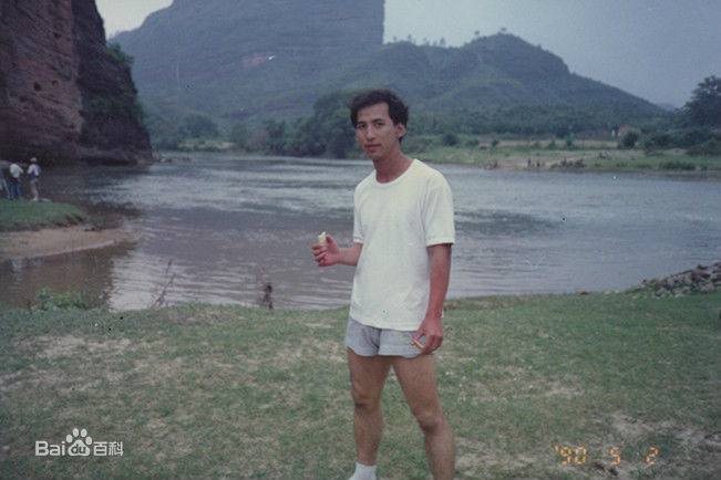 曹荣(Wing)电影《霸王卸甲》最新剧照