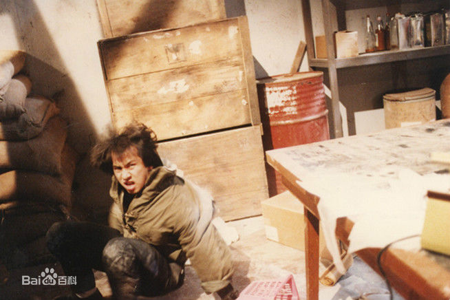 曹荣(Wing)《血裸》精选剧照