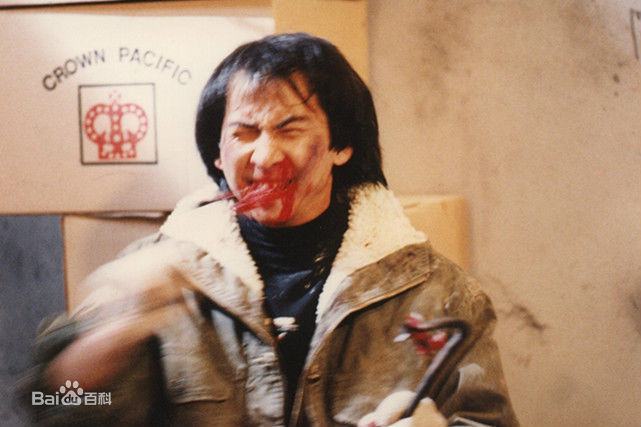 曹荣(Wing)《血裸》精选剧照