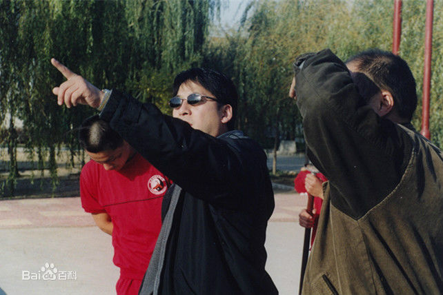 最优质曹荣(Wing)在《小鬼斗笨贼》工作照中的相册