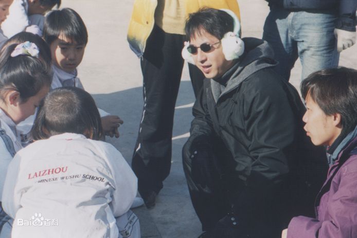 最优质曹荣(Wing)在《小鬼斗笨贼》工作照中的相册