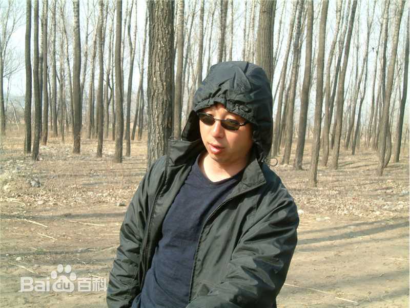 最全曹荣(Wing)在《关东英雄》工作照中的壁纸