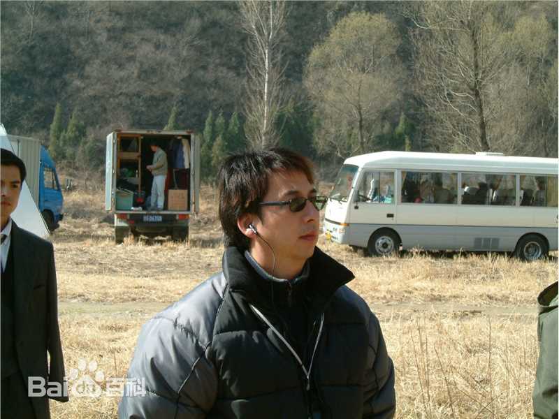 最全曹荣(Wing)在《关东英雄》工作照中的壁纸