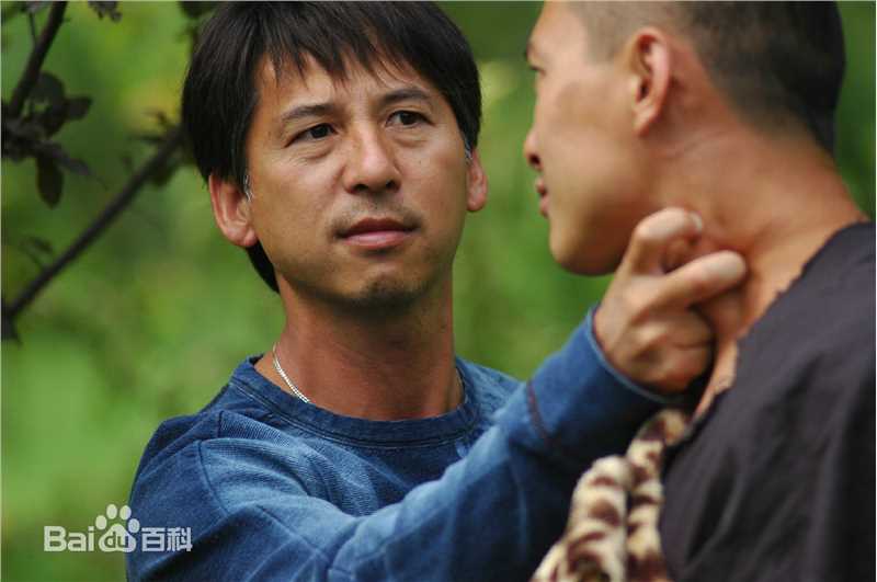 最新曹荣(Wing)在《人皇伏羲》工作照中的壁纸