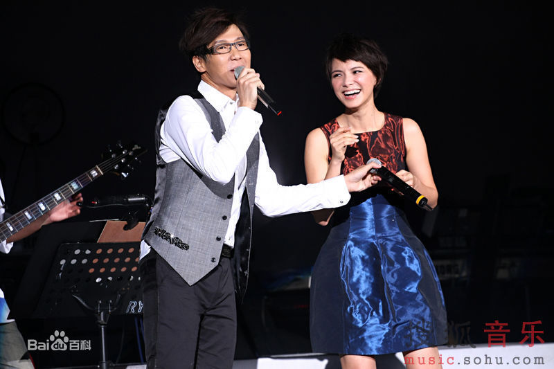 黄品冠(Victor Wong，Pin Kuan)品冠演出照壁纸壁纸