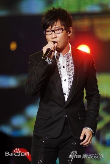 黄品冠(Victor Wong，Pin Kuan)参加第十七届东方风云榜颁奖盛典图册