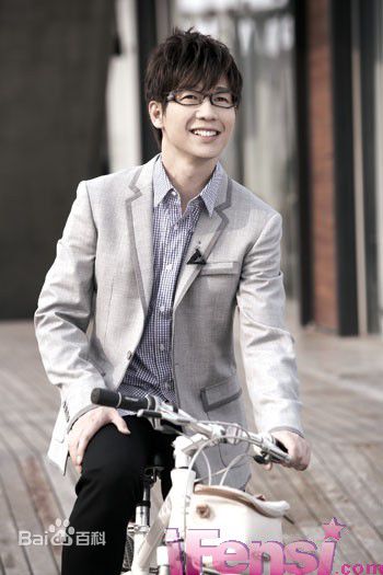 黄品冠(Victor Wong，Pin Kuan)品冠壁纸壁纸