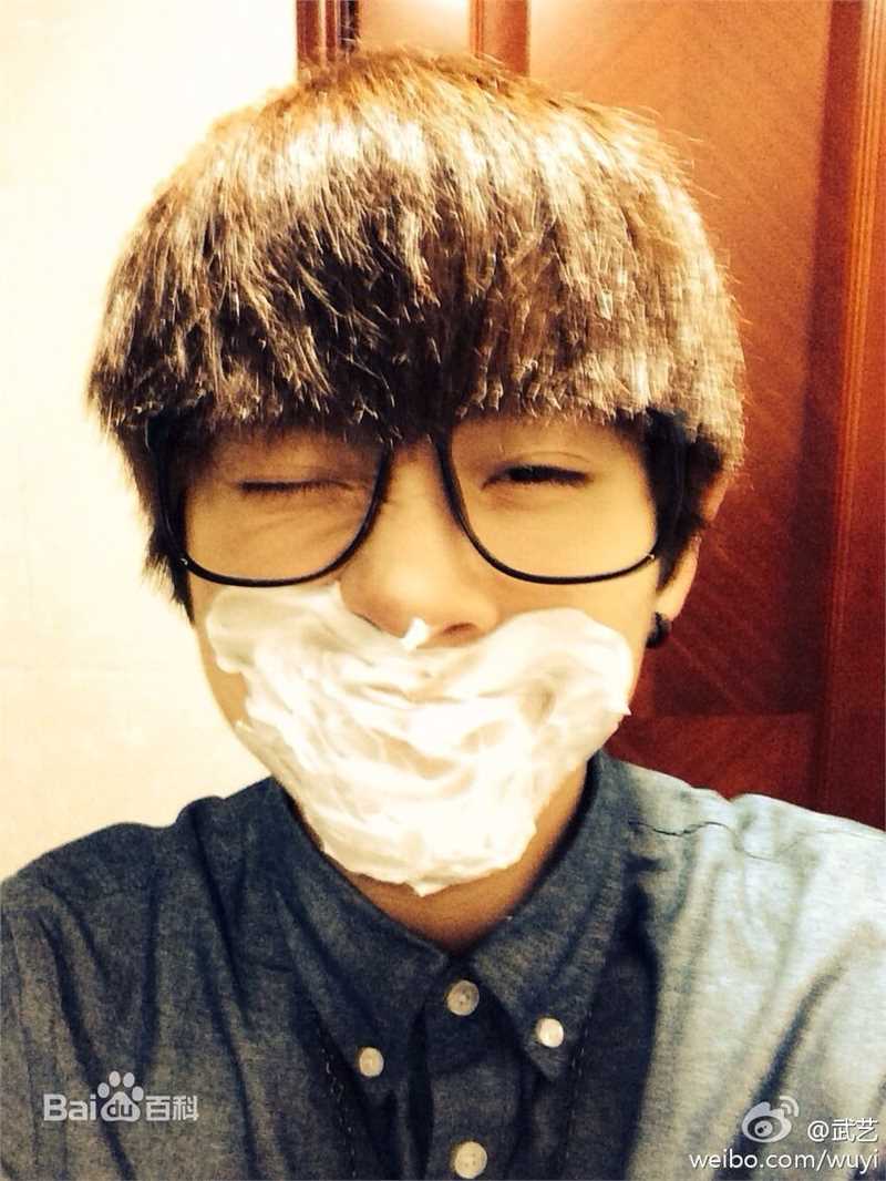 武艺(Philip Wu/Philip Lau)生活中的壁纸壁纸