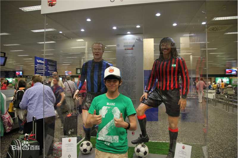 武艺(Philip Wu/Philip Lau)生活中的壁纸壁纸