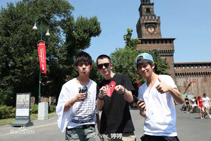 武艺(Philip Wu/Philip Lau)生活中的壁纸壁纸