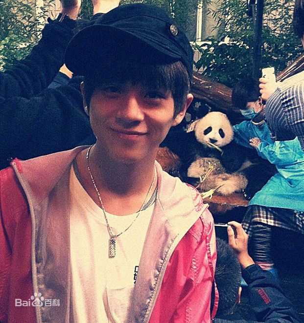 武艺(Philip Wu/Philip Lau)生活中的壁纸壁纸