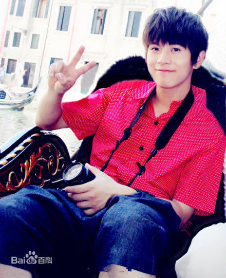 武艺(Philip Wu/Philip Lau)生活中的壁纸壁纸