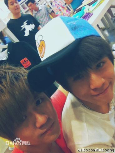 武艺(Philip Wu/Philip Lau)生活中的壁纸壁纸