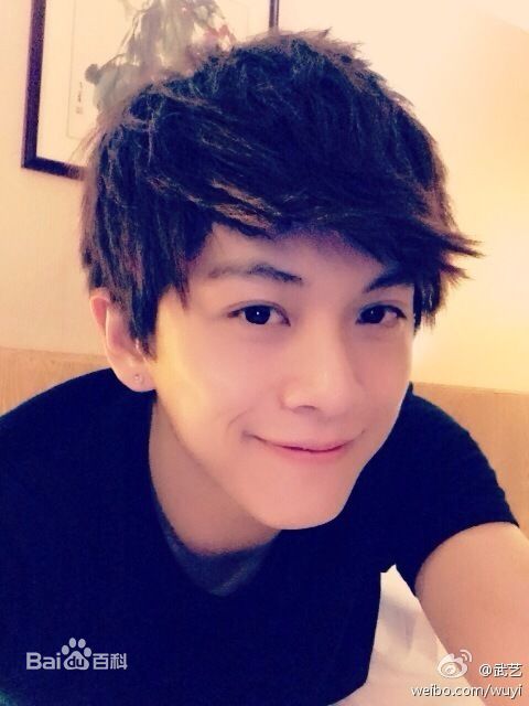 武艺(Philip Wu/Philip Lau)生活中的壁纸壁纸