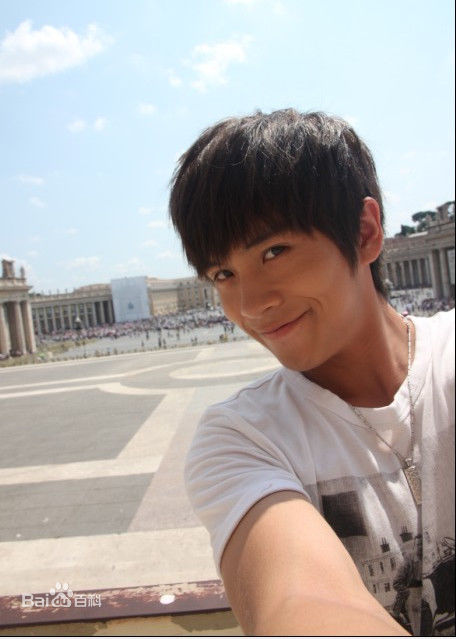 武艺(Philip Wu/Philip Lau)生活中的壁纸壁纸