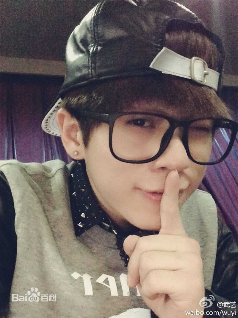 武艺(Philip Wu/Philip Lau)生活中的壁纸壁纸