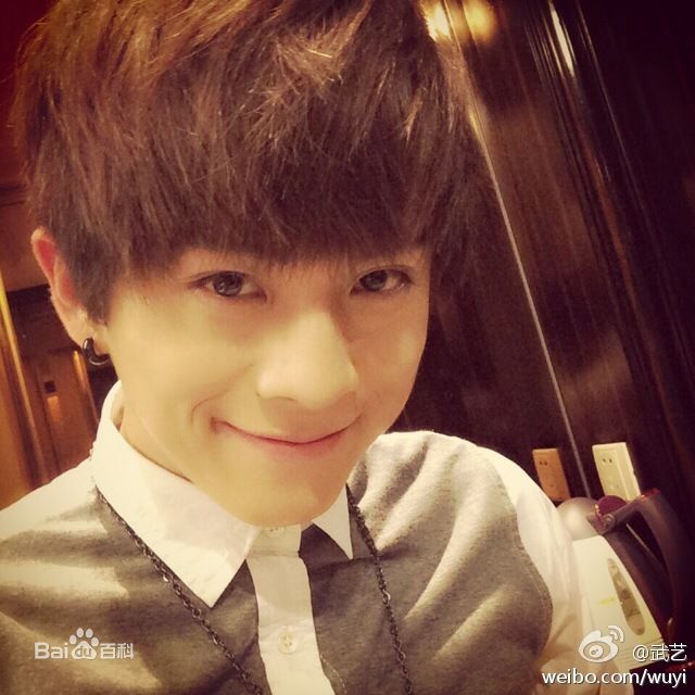 武艺(Philip Wu/Philip Lau)生活中的壁纸壁纸