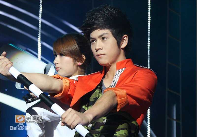 精选武艺(Philip Wu/Philip Lau)在《快乐男声》比赛中的图册