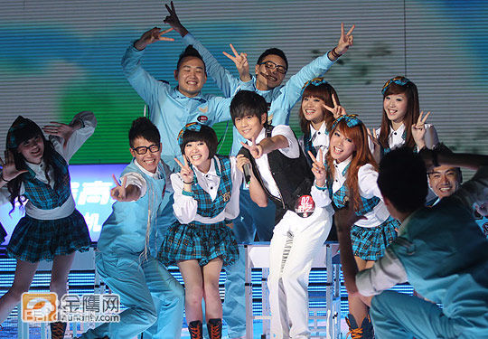 精选武艺(Philip Wu/Philip Lau)在《快乐男声》比赛中的图册