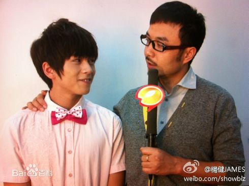 武艺(Philip Wu/Philip Lau)越策越开心图片图册