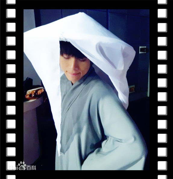 武艺(Philip Wu/Philip Lau)越策越开心图片图册