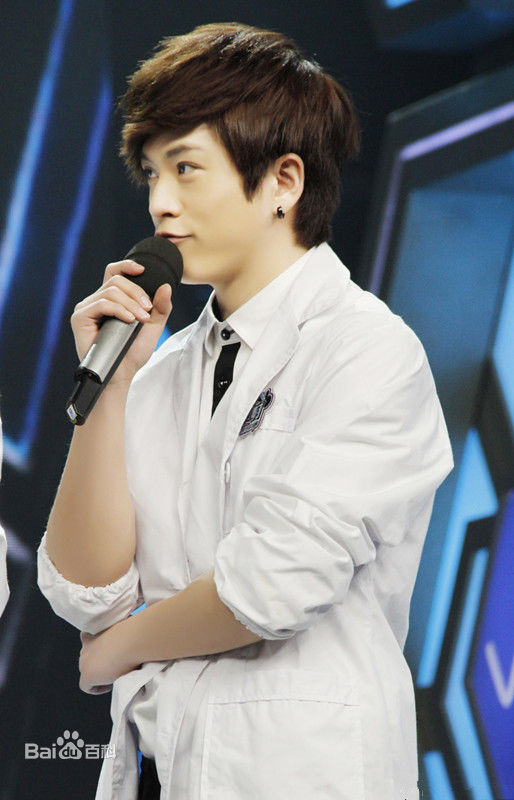 武艺(Philip Wu/Philip Lau)录制节目图集前后照片