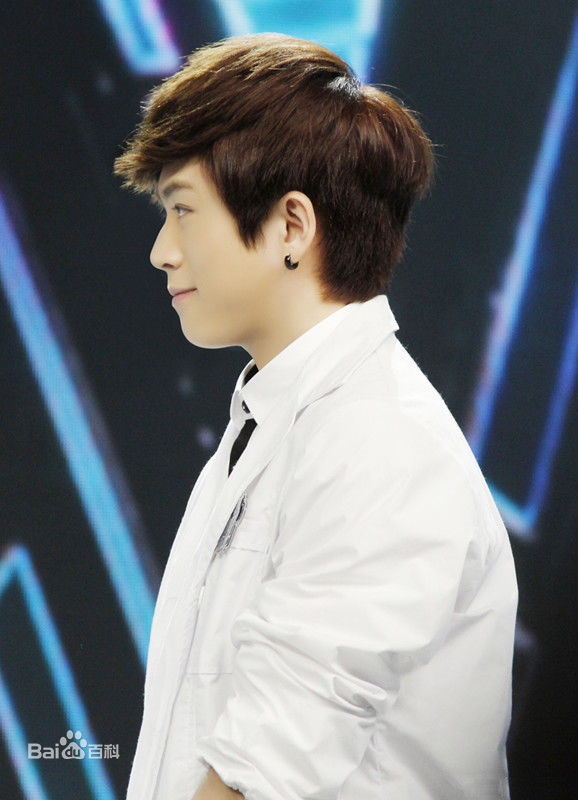 武艺(Philip Wu/Philip Lau)录制节目图集前后照片