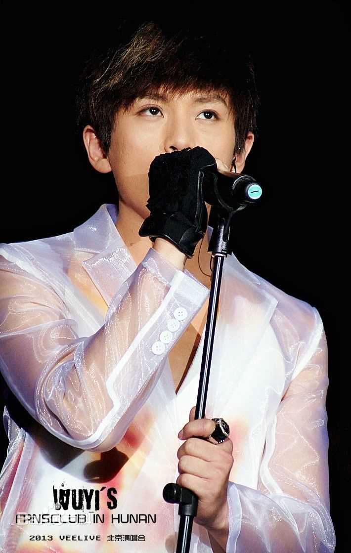武艺(Philip Wu/Philip Lau)的异想世界Vee live show前后照片