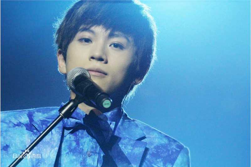 武艺(Philip Wu/Philip Lau)的异想世界Vee live show前后照片