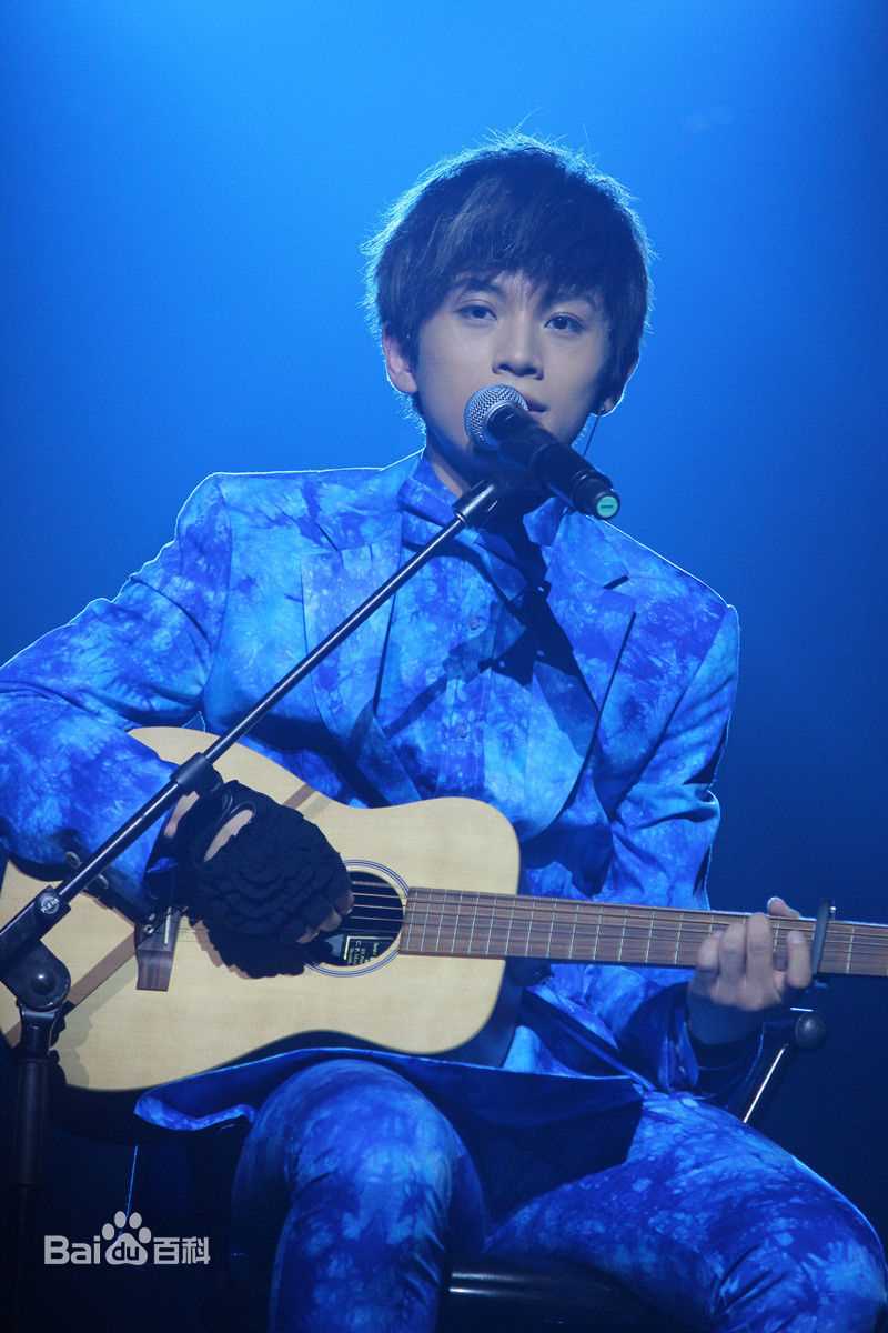 武艺(Philip Wu/Philip Lau)的异想世界Vee live show前后照片