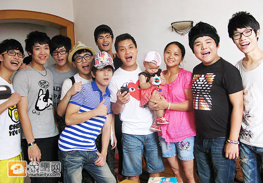 武艺(Philip Wu/Philip Lau)社会活动性感图片图集