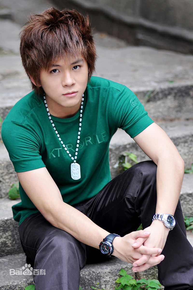 武艺(Philip Wu/Philip Lau)出道前图片素颜照相册