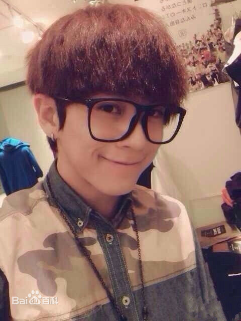 武艺(Philip Wu/Philip Lau)Philip51原创服饰品牌性感图片图集