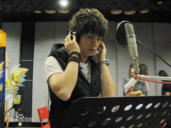 武艺(Philip Wu/Philip Lau)前后照片