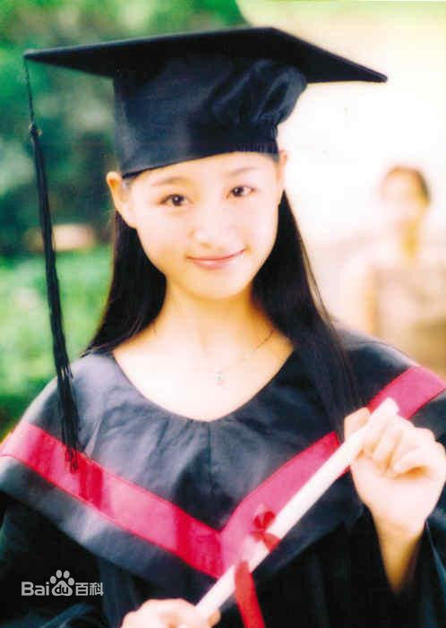 赵荣早年照片生活照