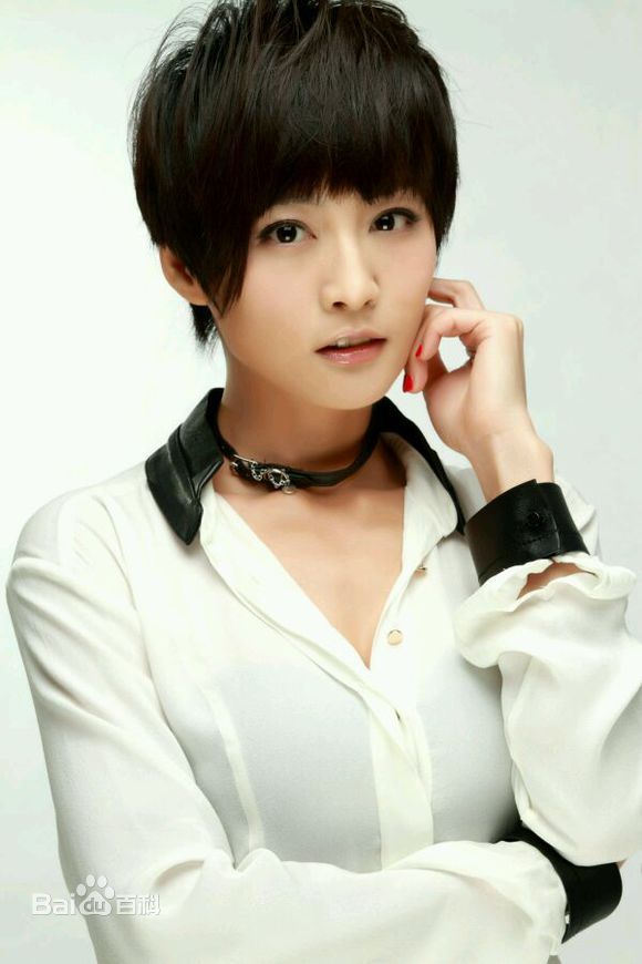 高清赵荣性感图片