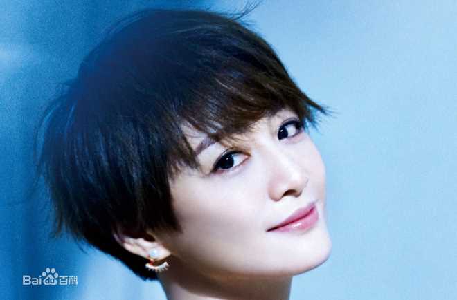 高清赵荣性感图片