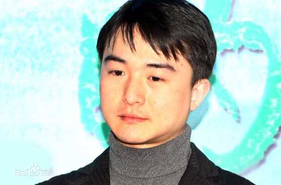 高清黄坤玄图片