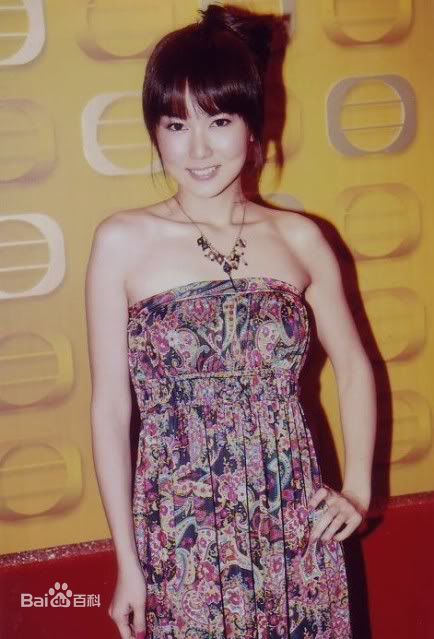 陈美诗(Macy Chan)相片扫描前后照片