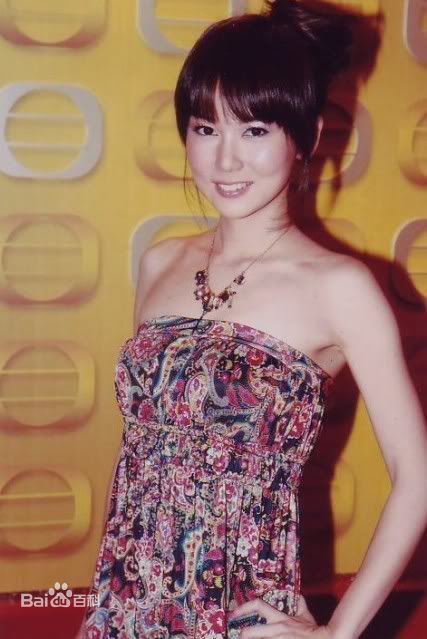 陈美诗(Macy Chan)相片扫描前后照片