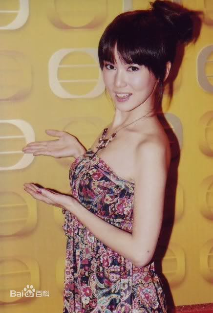 陈美诗(Macy Chan)相片扫描前后照片