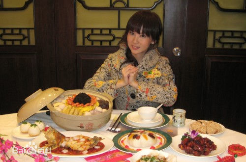 陈美诗(Macy Chan)微博贴图前后照片