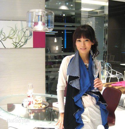 陈美诗(Macy Chan)微博贴图前后照片